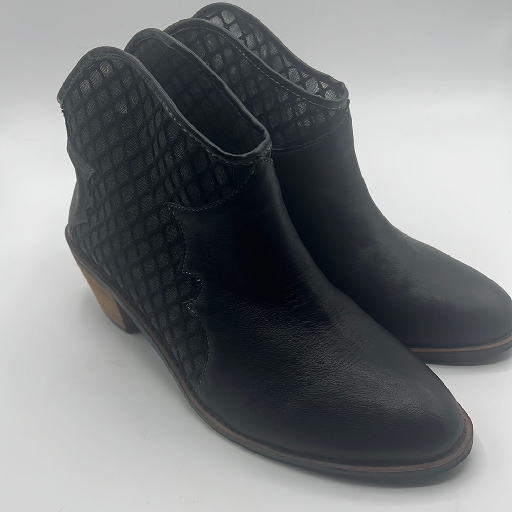 Kelsi Daggar black leather and lacy booties